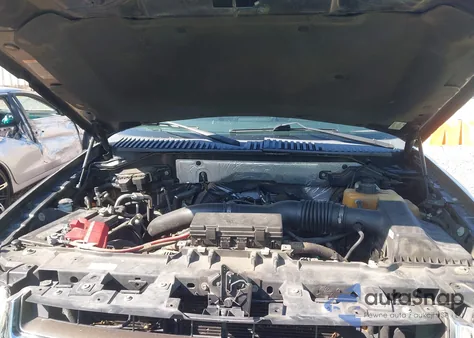 2015 Ford Expedition King Ranch/Xlt z USA, uszkodzony, nr VIN 1FMJU1JT3FEFU9125